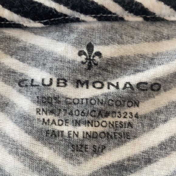 Club Monaco zebra print scoop neck tee. Size Small - Picture 7 of 7